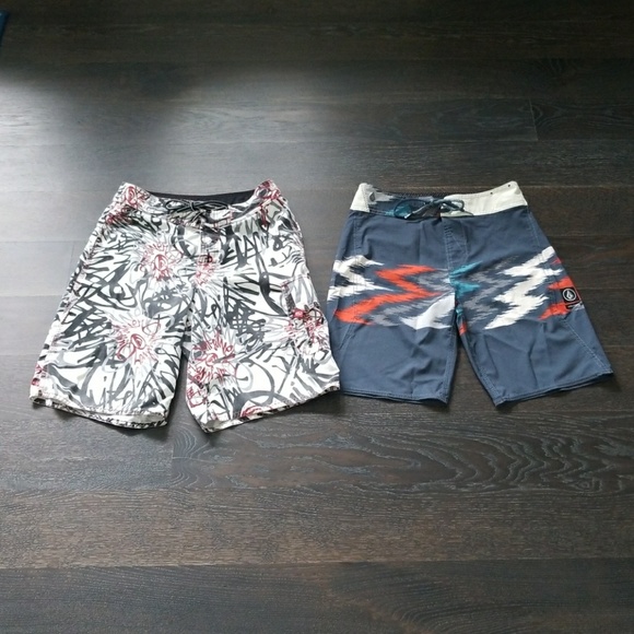 Quicksilver & Volcom Boardshort Bundle! - Picture 1 of 6